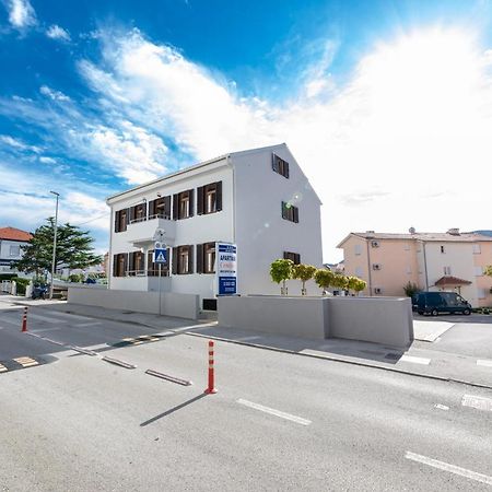 Apartments Crnekovic III Baška Dış mekan fotoğraf