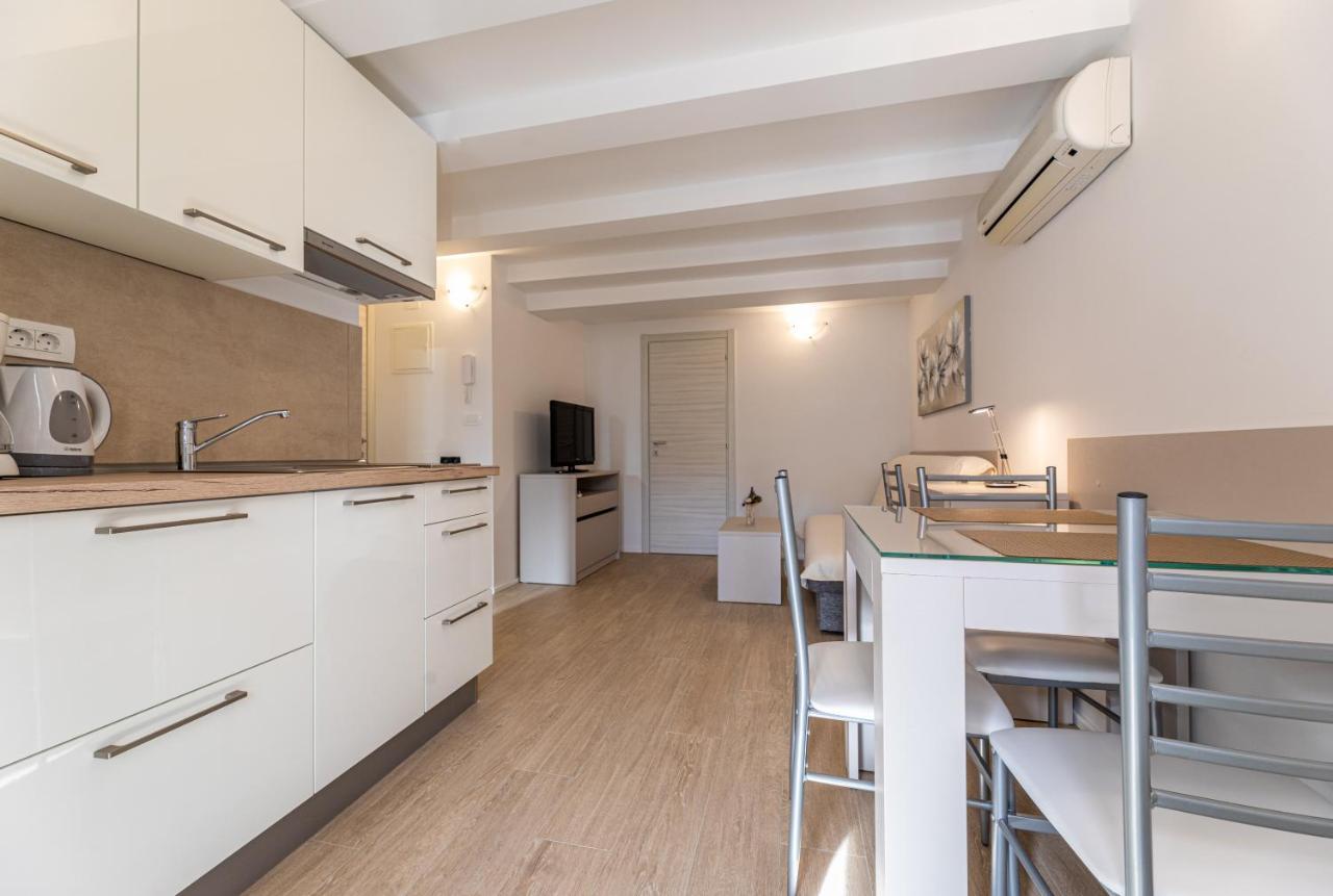 Apartments Crnekovic III Baška Dış mekan fotoğraf