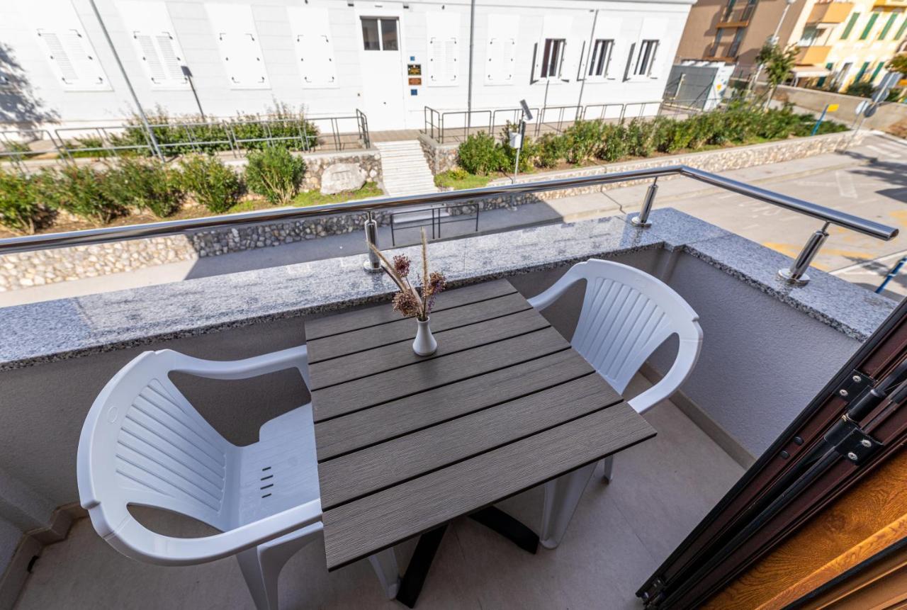 Apartments Crnekovic III Baška Dış mekan fotoğraf