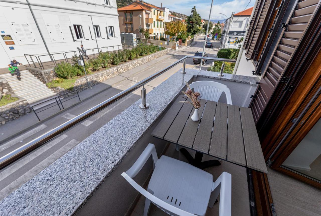 Apartments Crnekovic III Baška Dış mekan fotoğraf